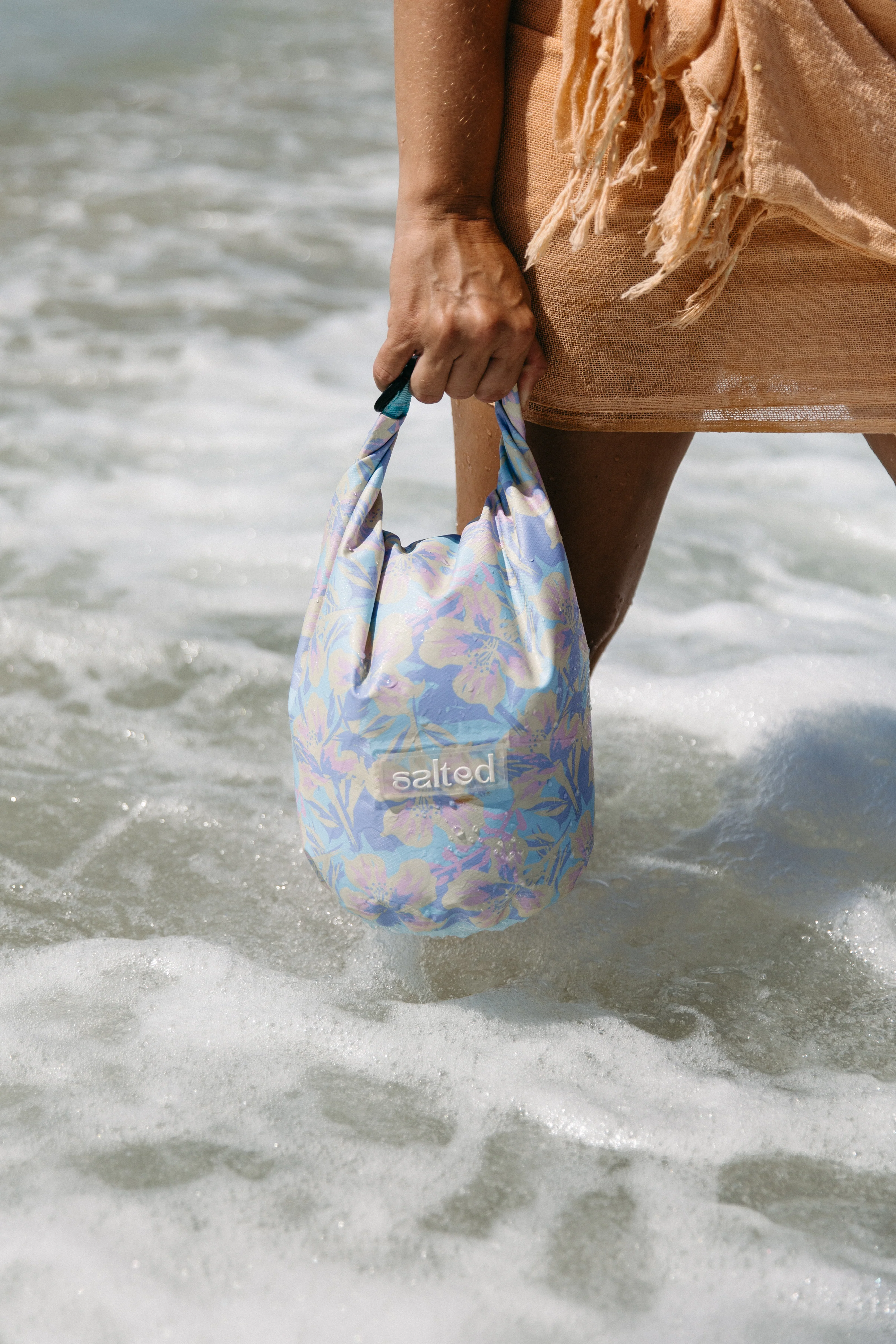 Salted Dry Bag- Hibiscus Bliss šŗ - Image 5